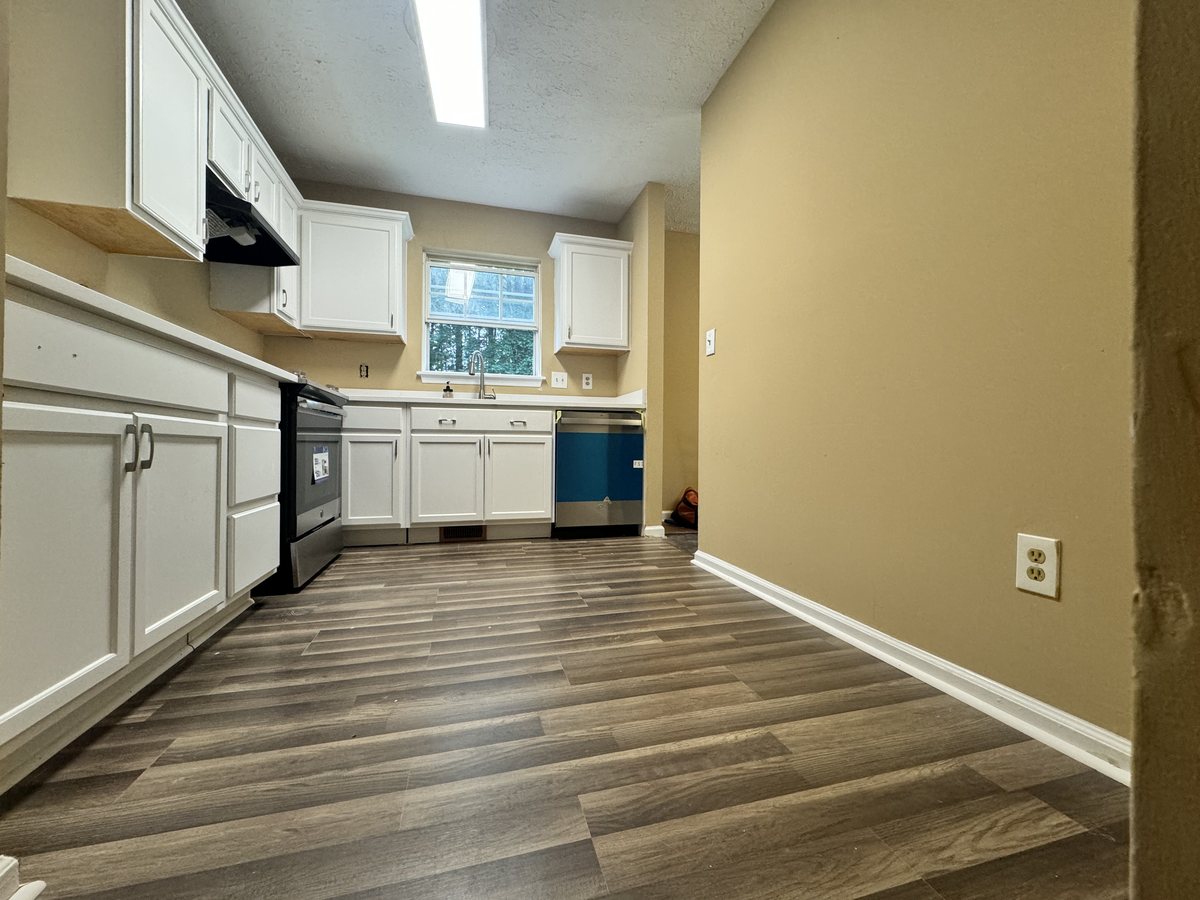 Finished kitchen looking toward the dining area